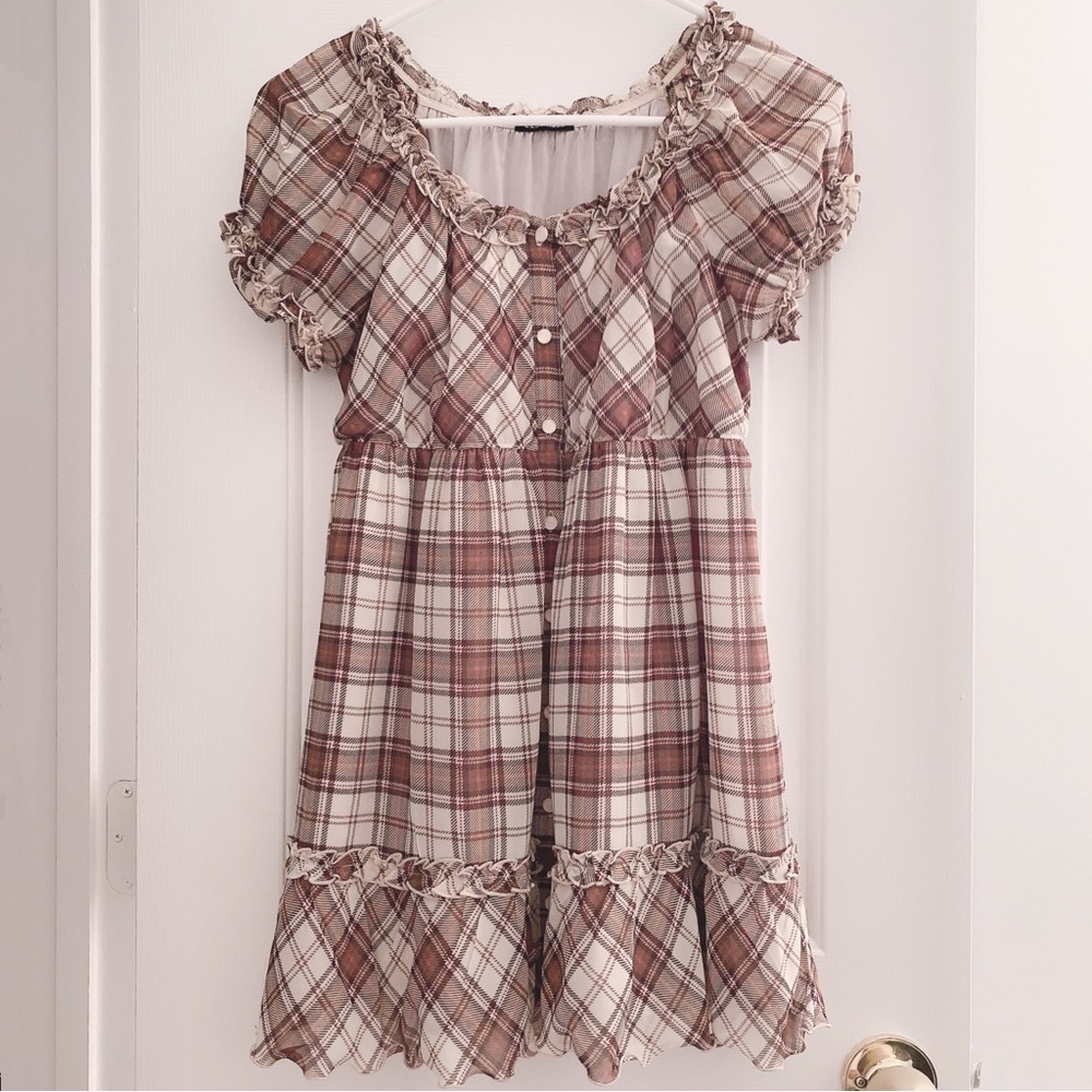 horror protagonist tunic dress